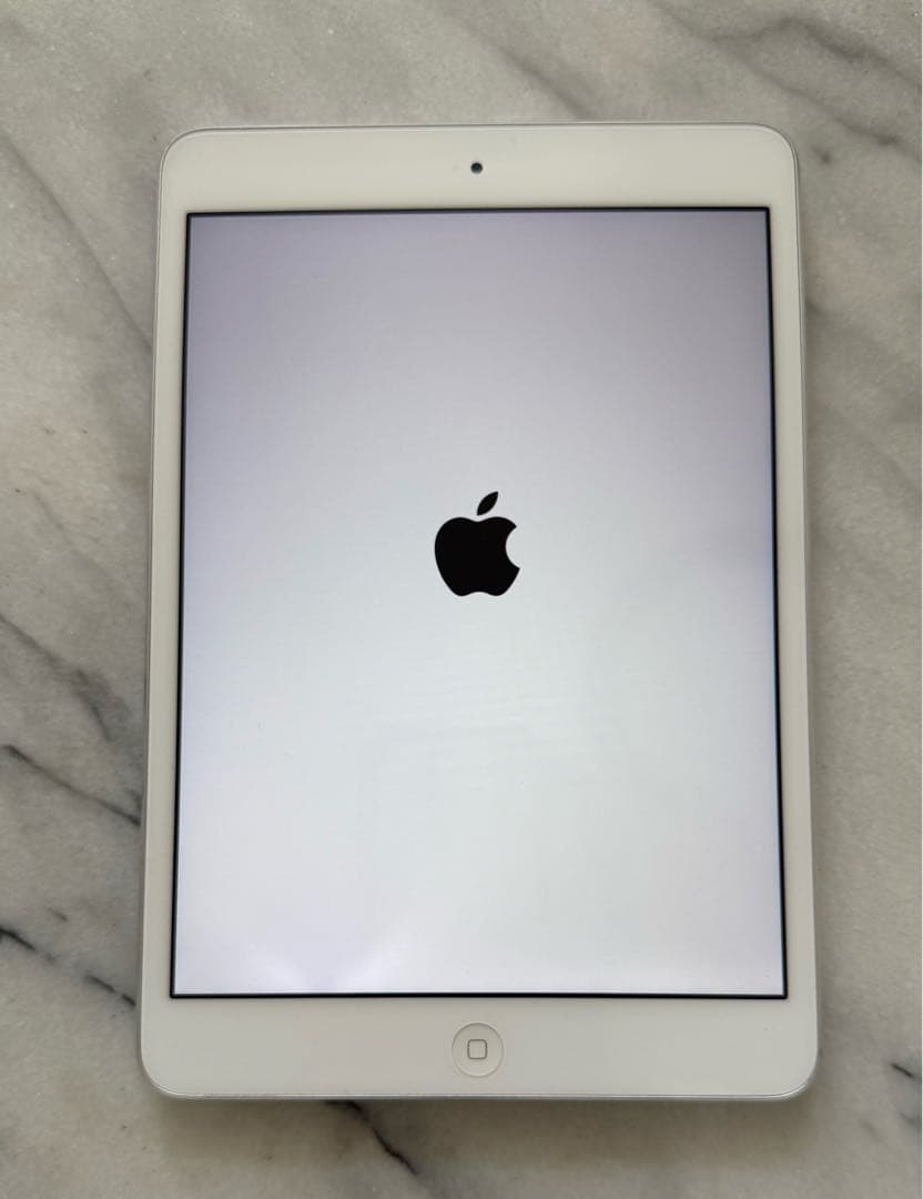 【美品】Apple iPad mini2 Wi-Fi 16GB