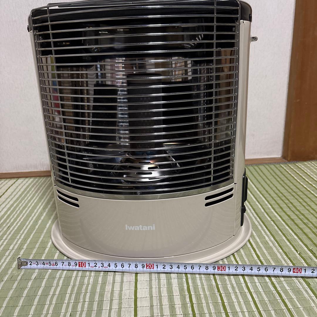 イワタニ　デカ暖II カセット　ガスストーブ　2022年　CB-STV-DKD2