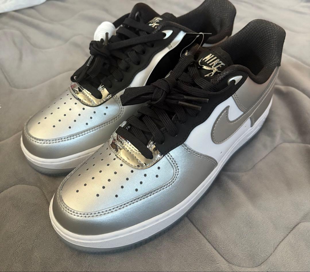 NIKE AIR FORCE 1 '07 SE ナイキ エア フォース 1