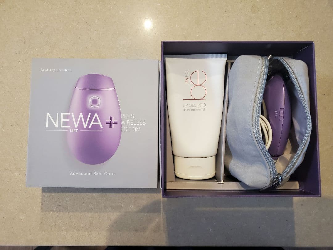 NEWAリフト　プラス　 美顔器