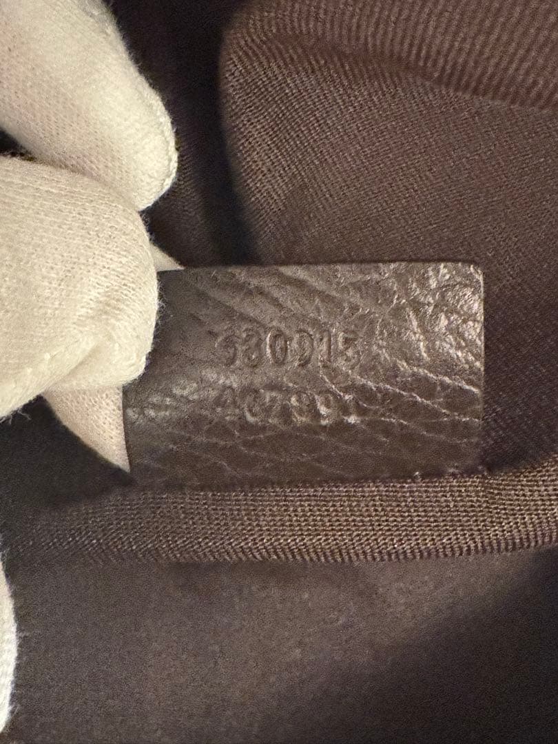 【値引しました】⭐︎美品⭐︎GUCCI ボディバッグ キャンバス 630915