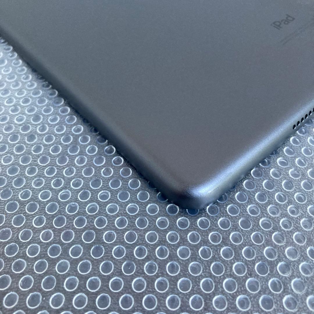 3244【早い者勝ち】iPad7 第7世代 32GB WIFIモデル☆