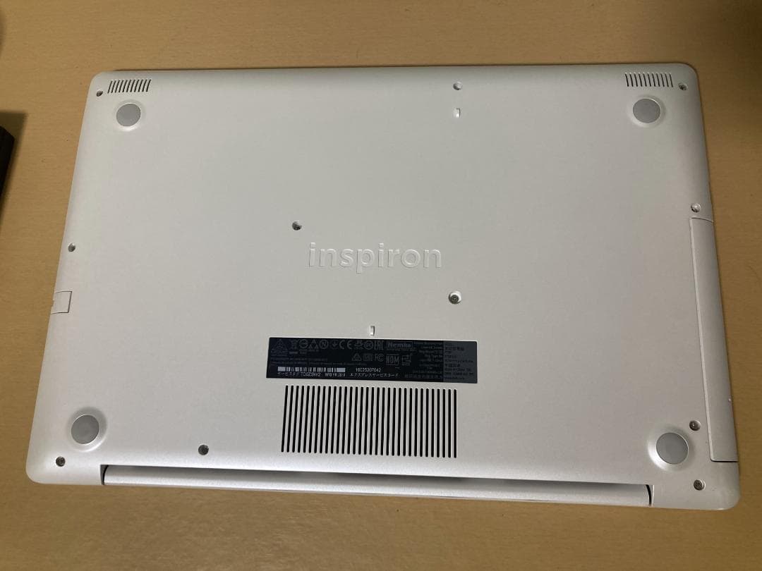 ★★DELL　ノート/HDD 1000GB/第8世代Core i5/メモリ8GB