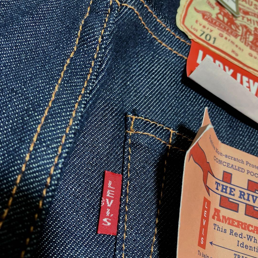 新品❣️ デッドストック 復刻 リーバイス 701 赤耳 モンローデニム　w24