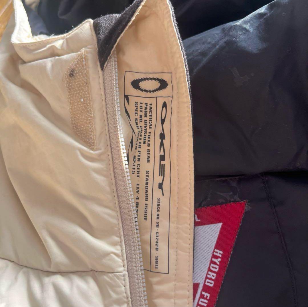 超希少　「早い者勝ち」オークリー　ダウン　スノボーウェア　上下セットOA