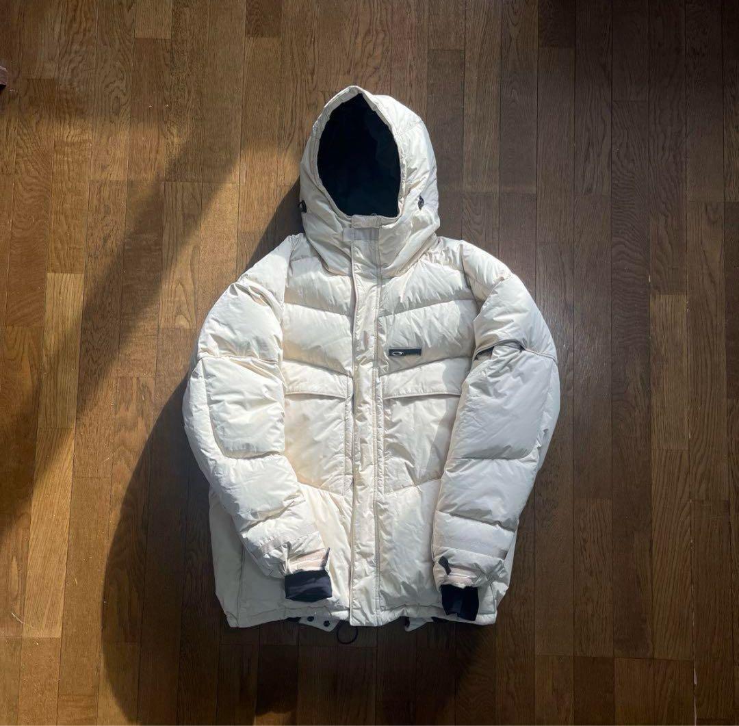 超希少　「早い者勝ち」オークリー　ダウン　スノボーウェア　上下セットOA