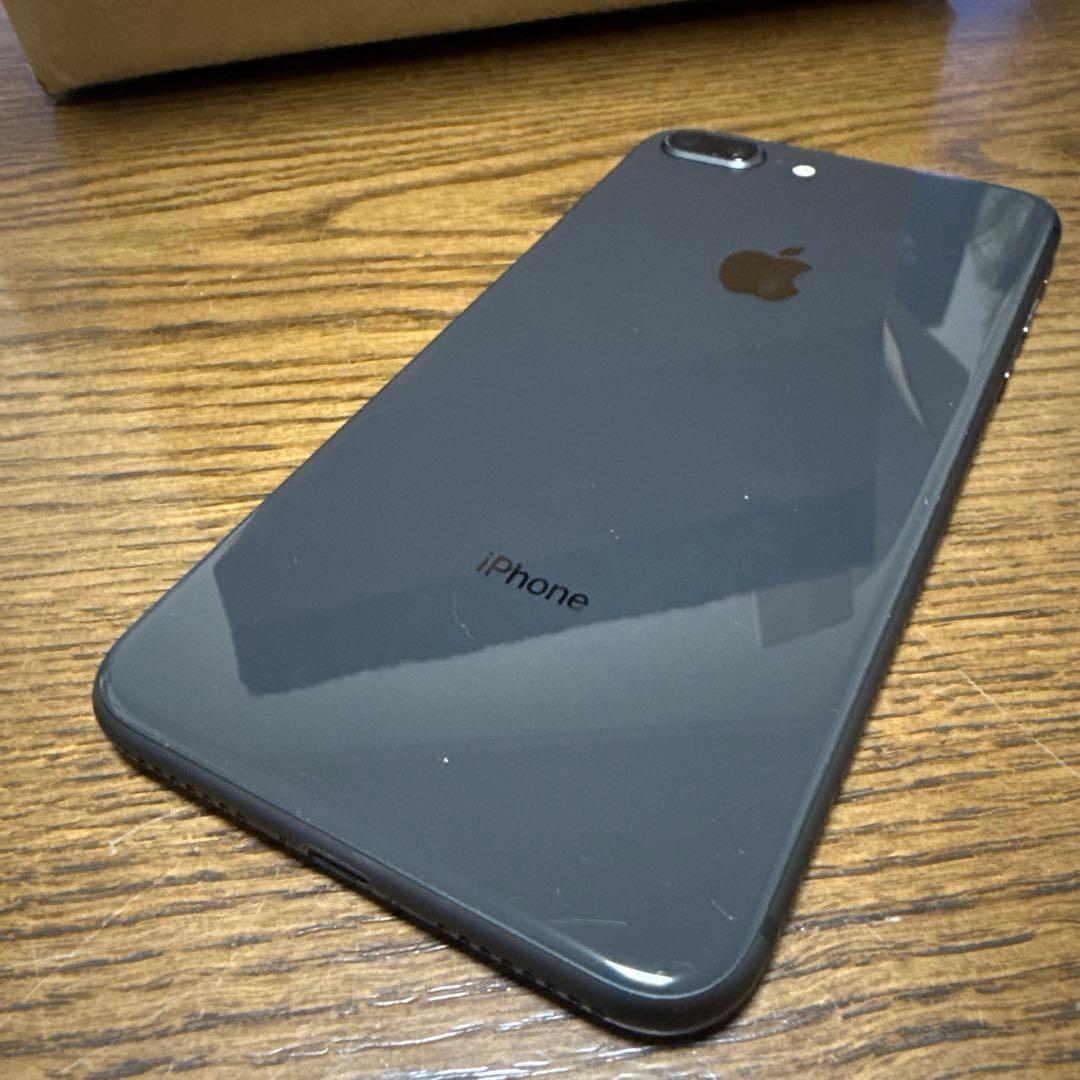 iPhone 8 Plus スペースグレー 64GB MQPK2J/A