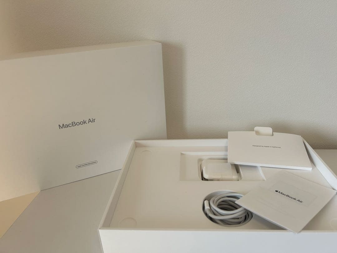 【美品】MacBook Air M1 2020 シルバー　8GB 256GB