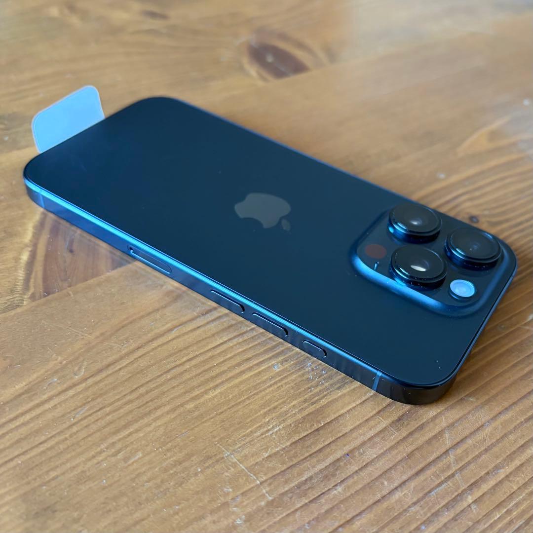 iPhone 16 Pro 128GB ブラックチタニウム
