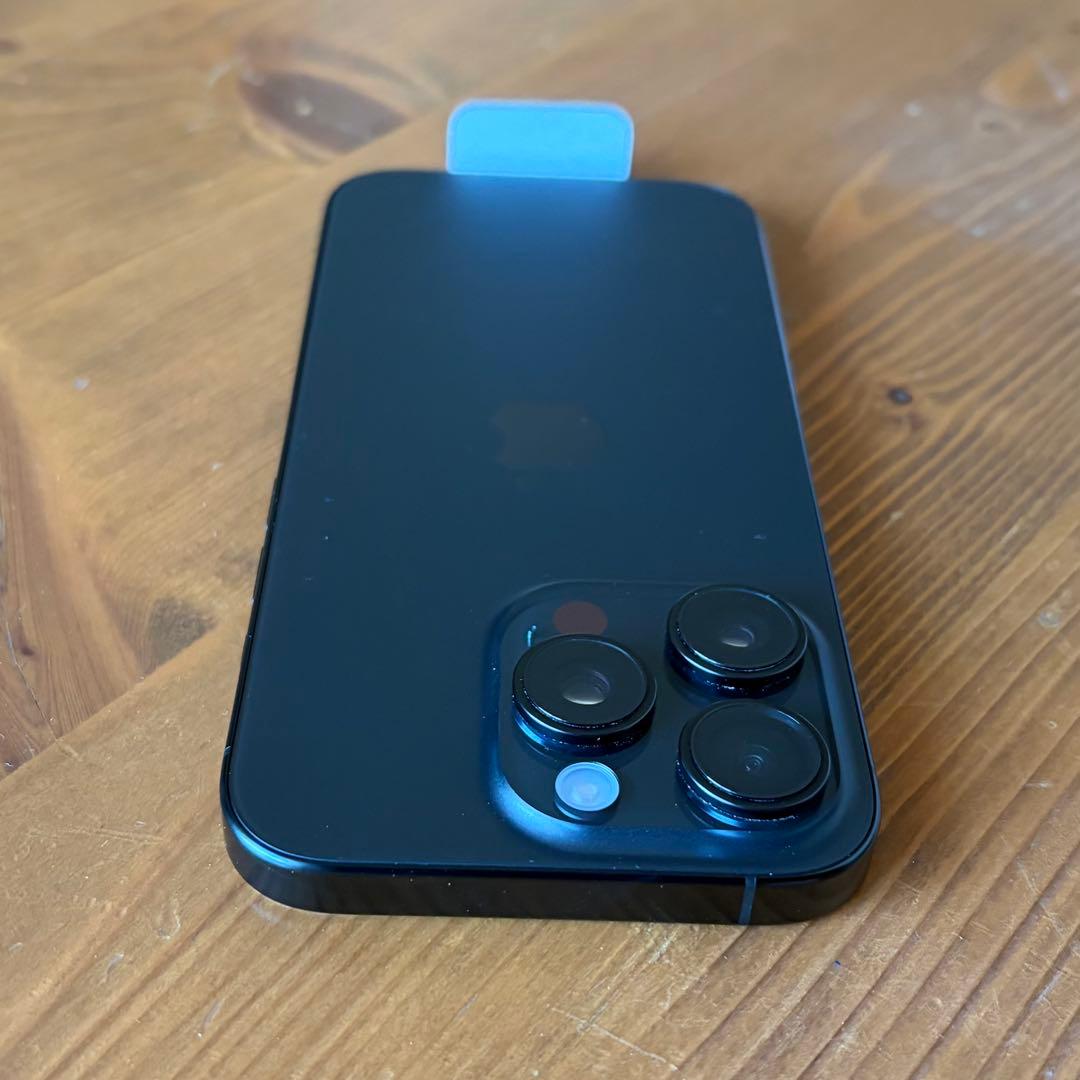 iPhone 16 Pro 128GB ブラックチタニウム