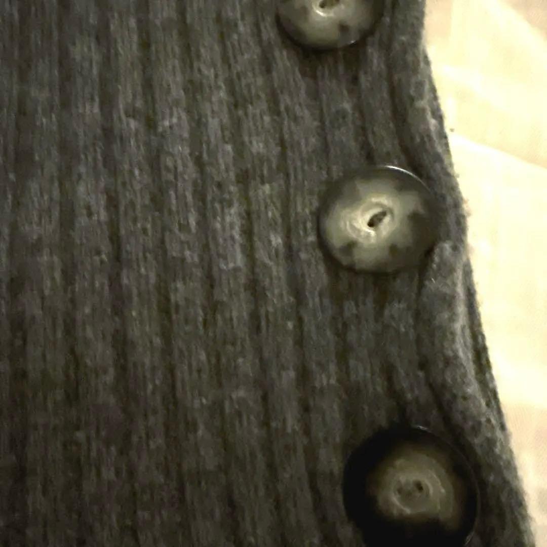 アニオナ Agnona ホワイトカシミヤ ダークグレー ニット ボタン付き