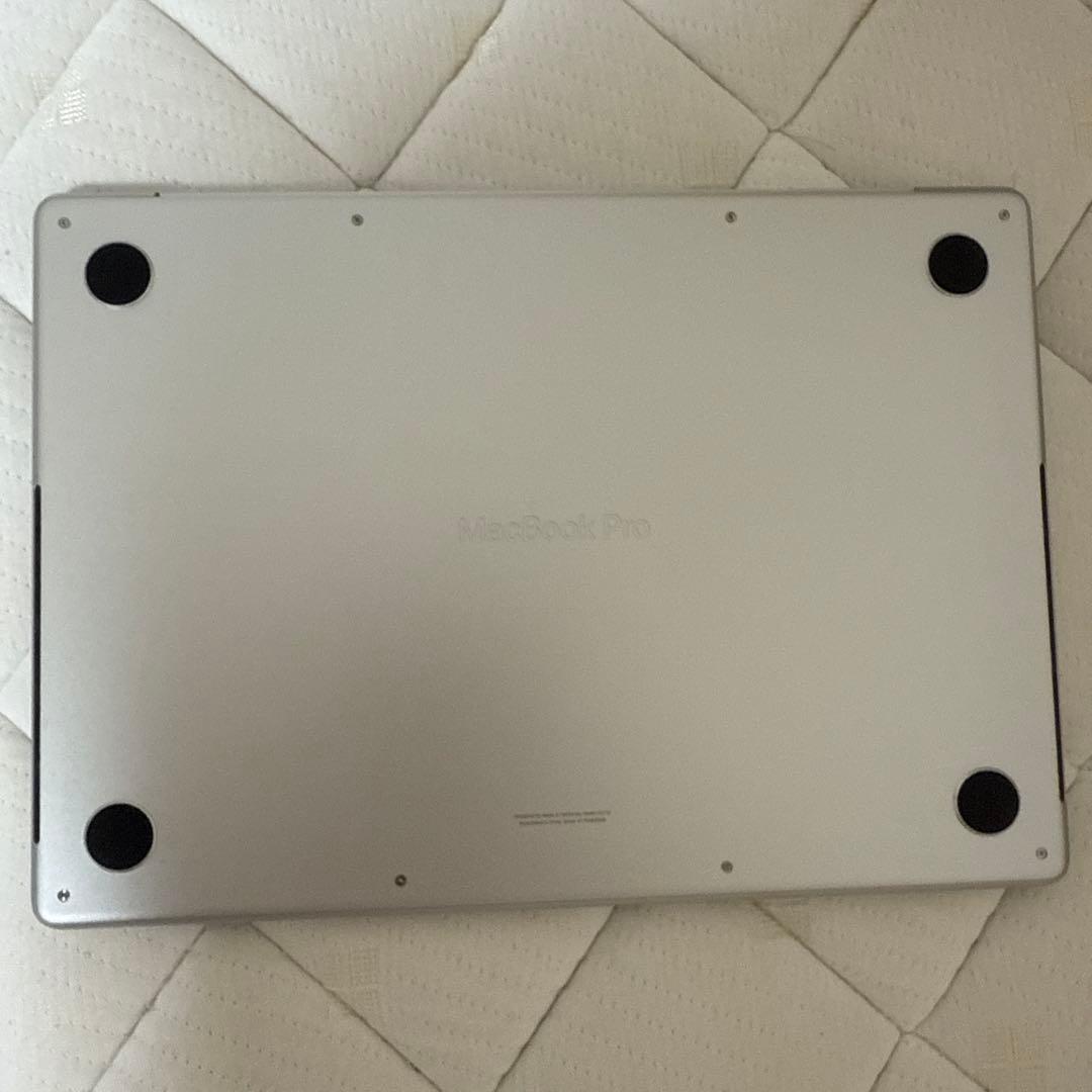 MacBook本体 MacBook Pro M2Pro 16GB/512GB