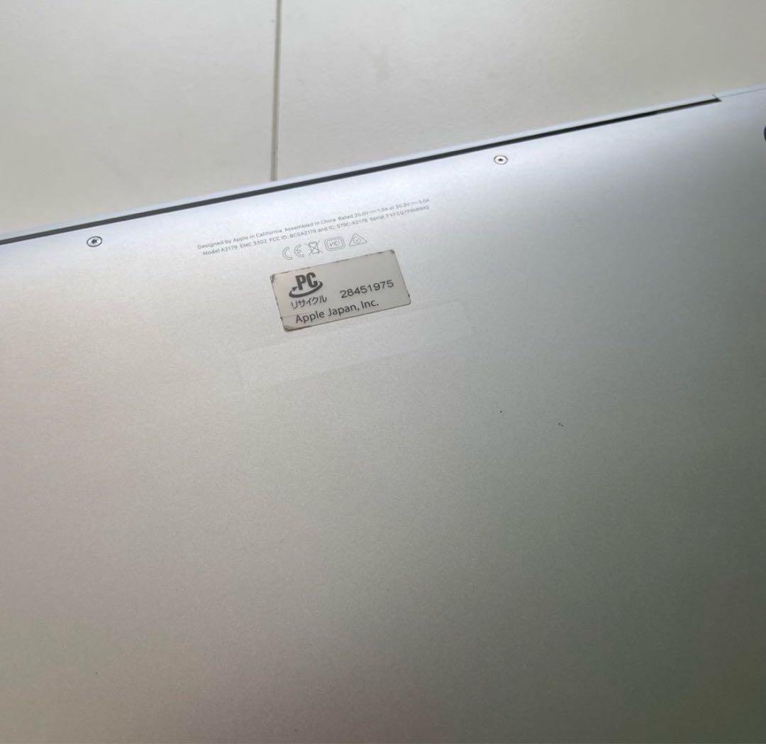 MacBook Air 256GB シルバー　2020