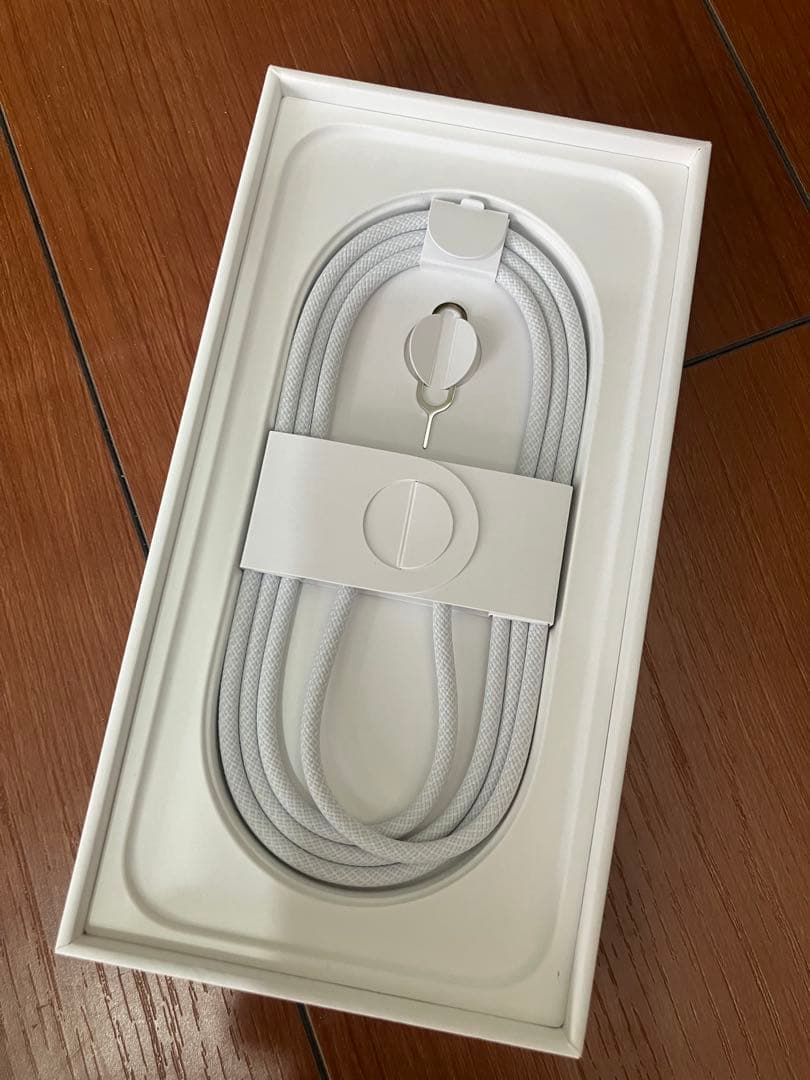 太*吉様 【新品未使用】AppleiPhone16e 128GB ホワイト