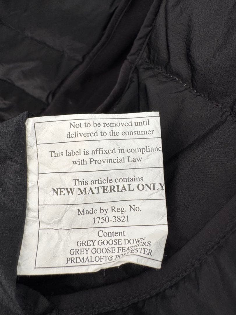 【美品】LULULEMON ルルレモンフード付きブラックジャケット