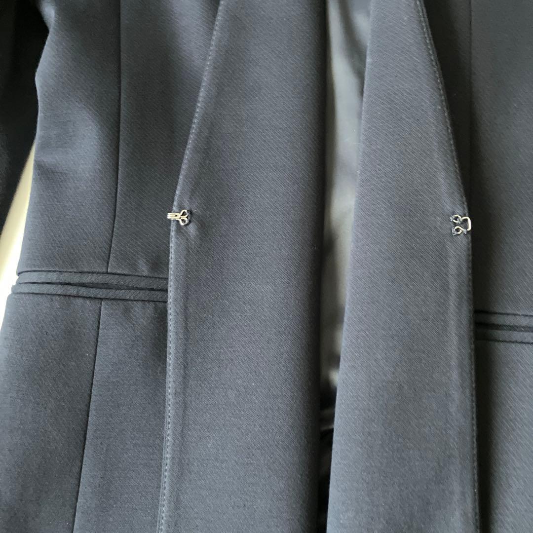 新品【アオキ　LES MUES】ネイビー ノーカラー パンツスーツ　レディース