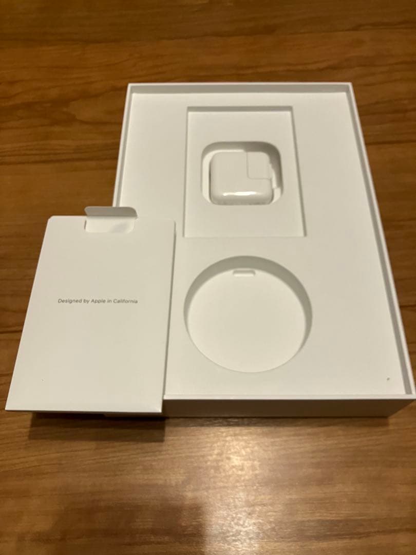 【美品】Apple iPad 第6世代 128GB ゴールド　Wi-Fiモデル