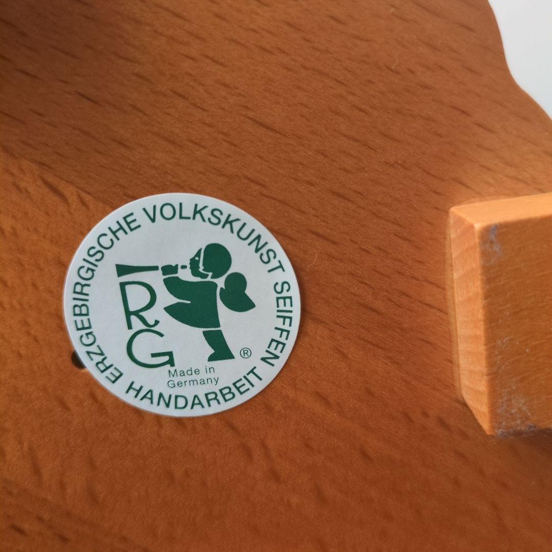 ドイツ　木製クリスマスピラミッド