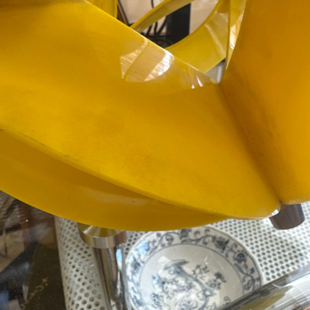 昭和レトロ　イエローペンダントライト モダンデザイン