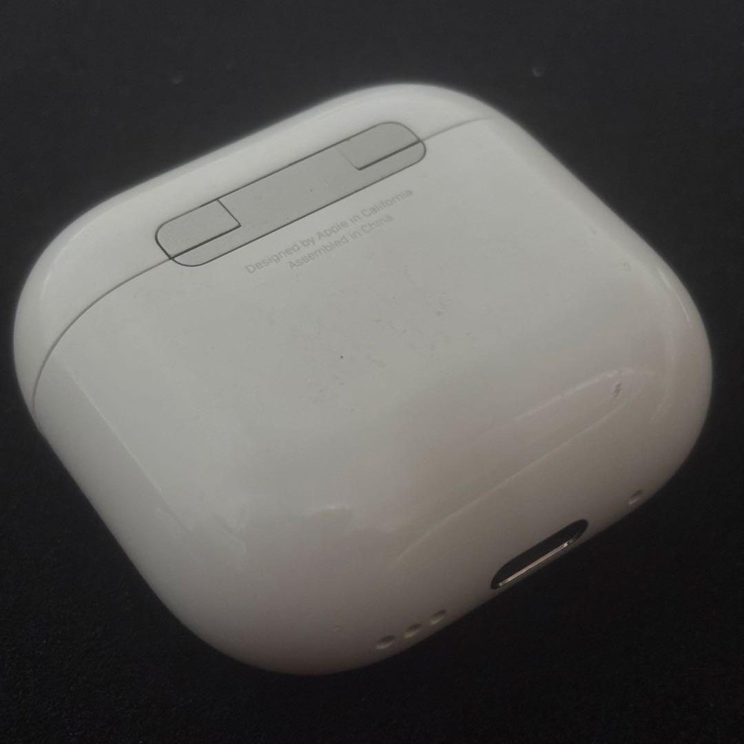 AirPods4 本体 ホワイト ノイズキャンセリング