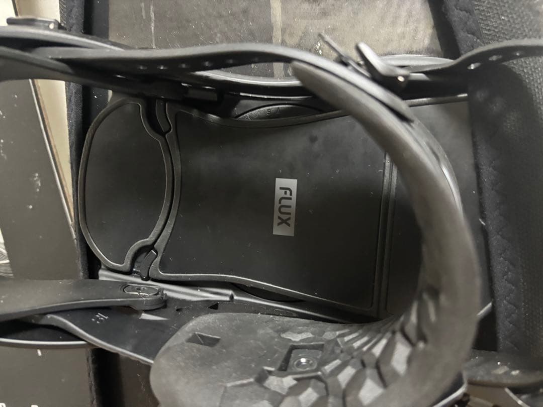 24-25モデルFLUX DS