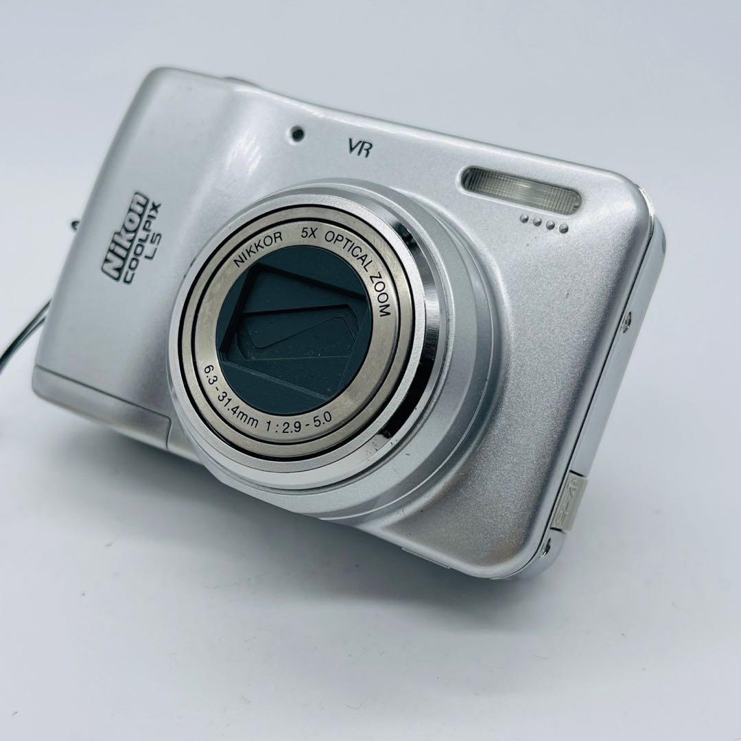 【美品動作確認済み】NIKON COOLPIX L5 デジタルカメラ 単三電池