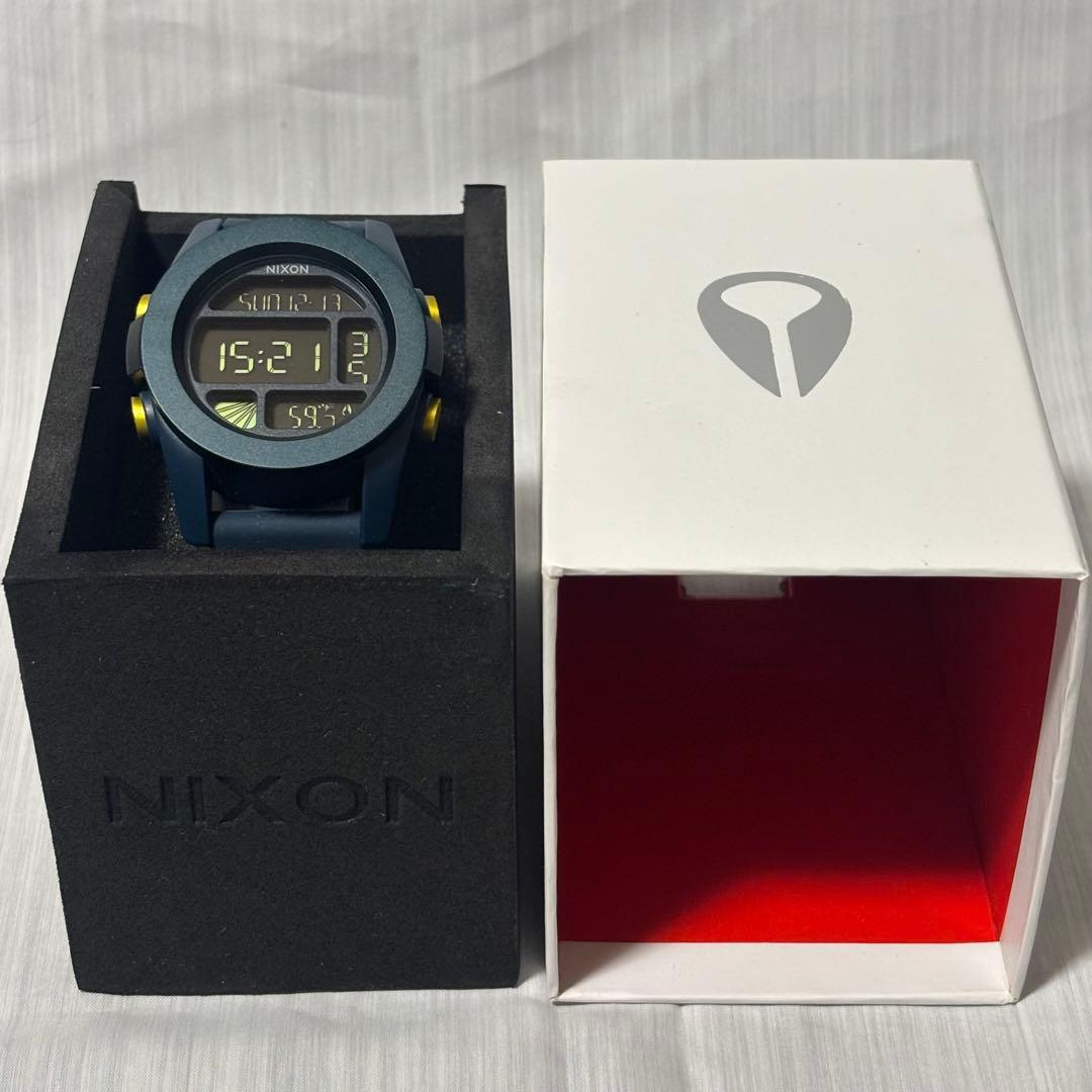 NIXON UNIT デジタル腕時計 【未使用】