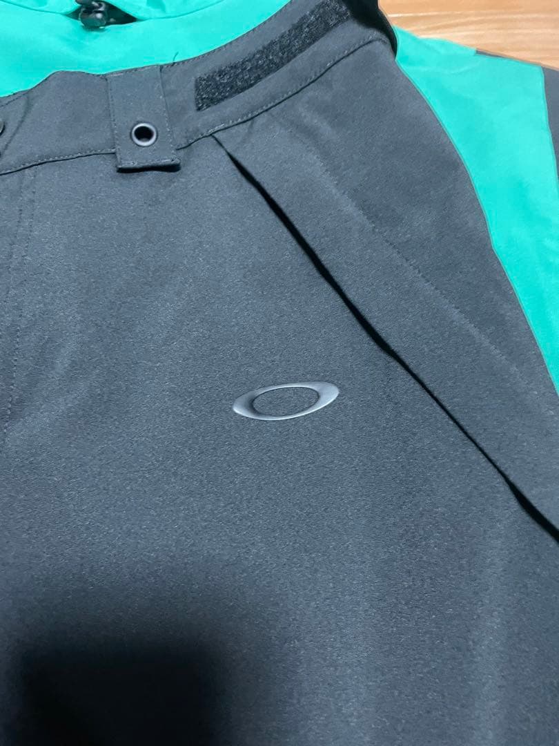 OAKLEY スノボーウェア　上下セット