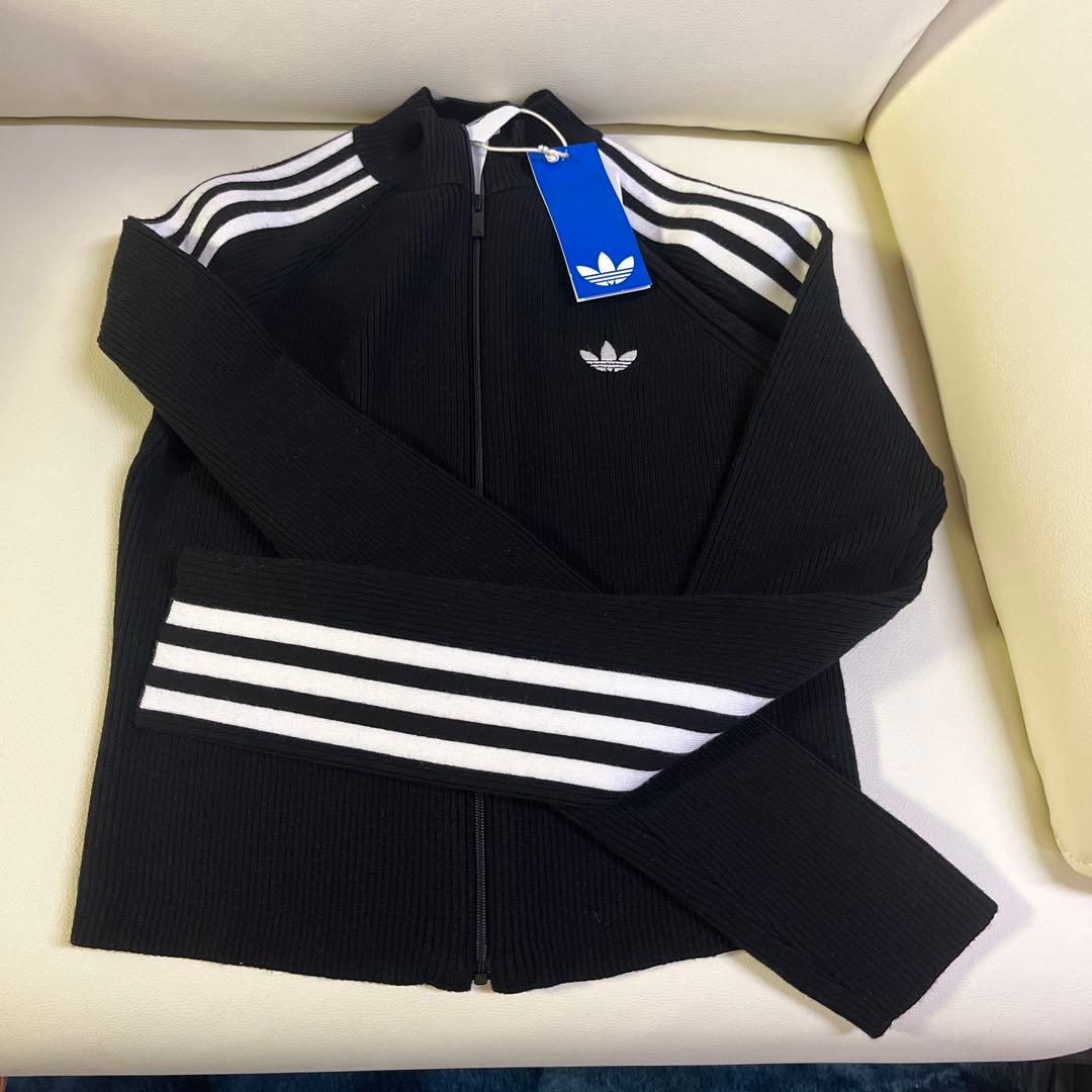 真*子様 新品未使用アディダスのジャージ、アウター黒M
