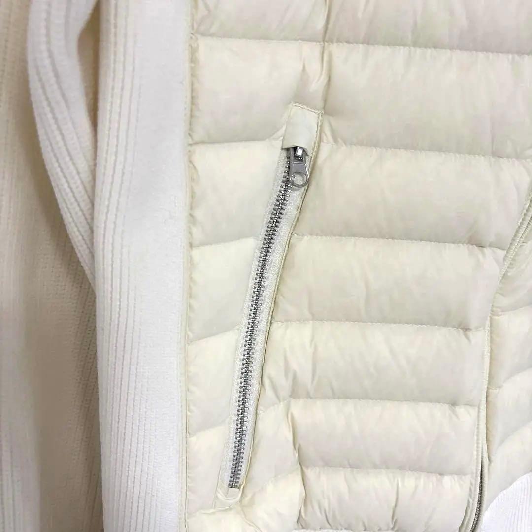 ホワイト フード付きダウンジャケット