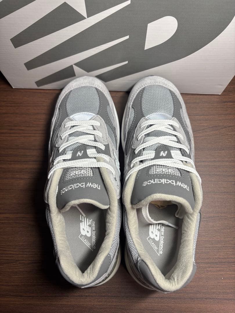 fukuニューバランス 992 グレー2025未使用size 26.0㎝
