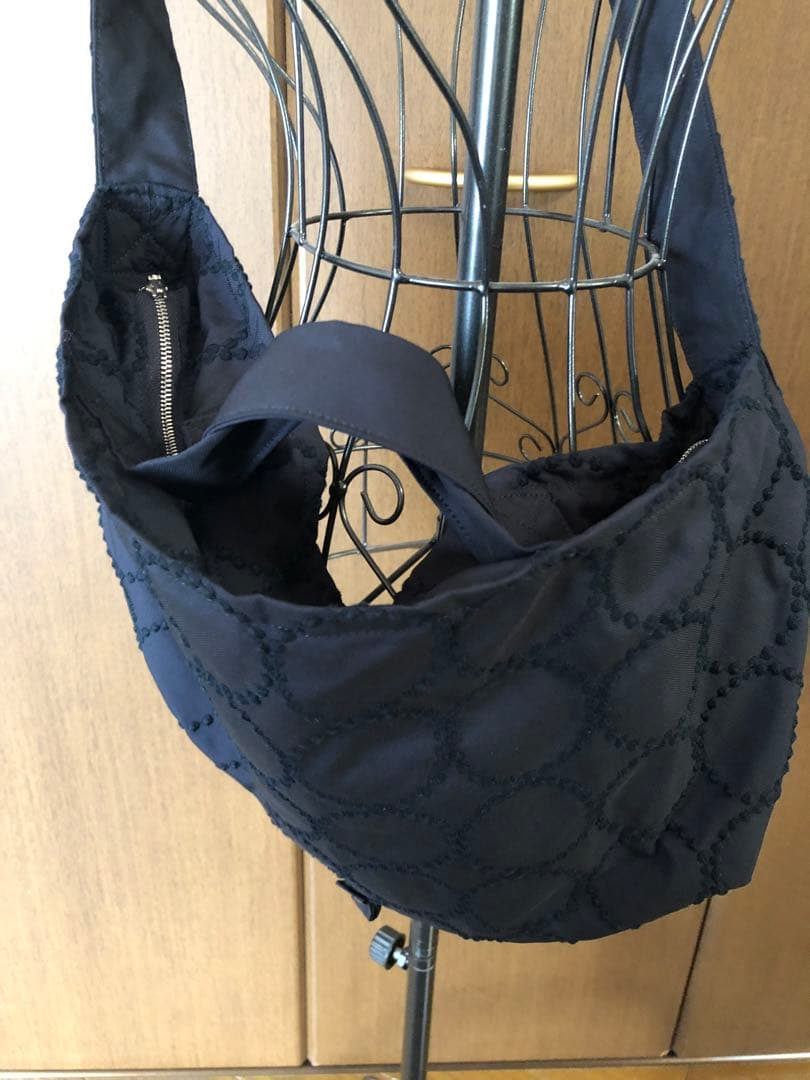 ミナペルホネン ボディバッグ タンバリン 黒