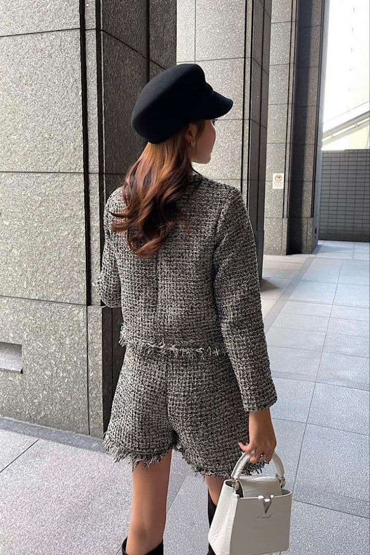 sheller シェリエ　Richツイードフリンジトップスキュロット