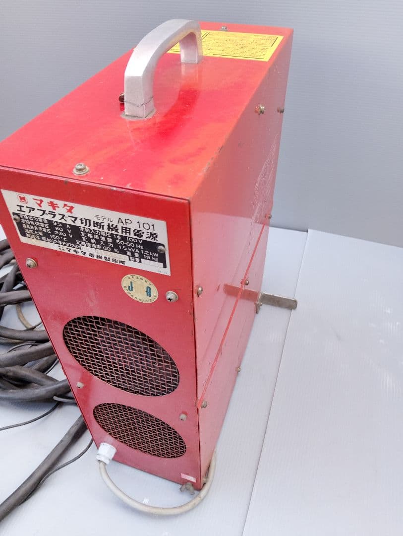 makita エアプラズマ切断機 AP101動作品(あ52)