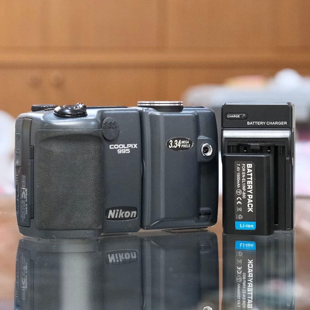 動作品 Y2K CCD 平成レトロ 自撮り Nikon COOLPIX E995