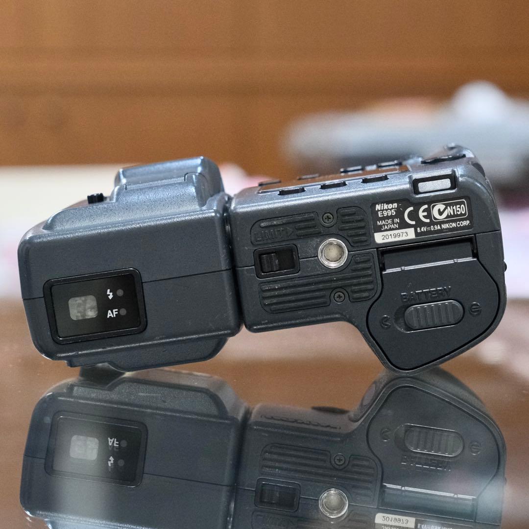 動作品 Y2K CCD 平成レトロ 自撮り Nikon COOLPIX E995