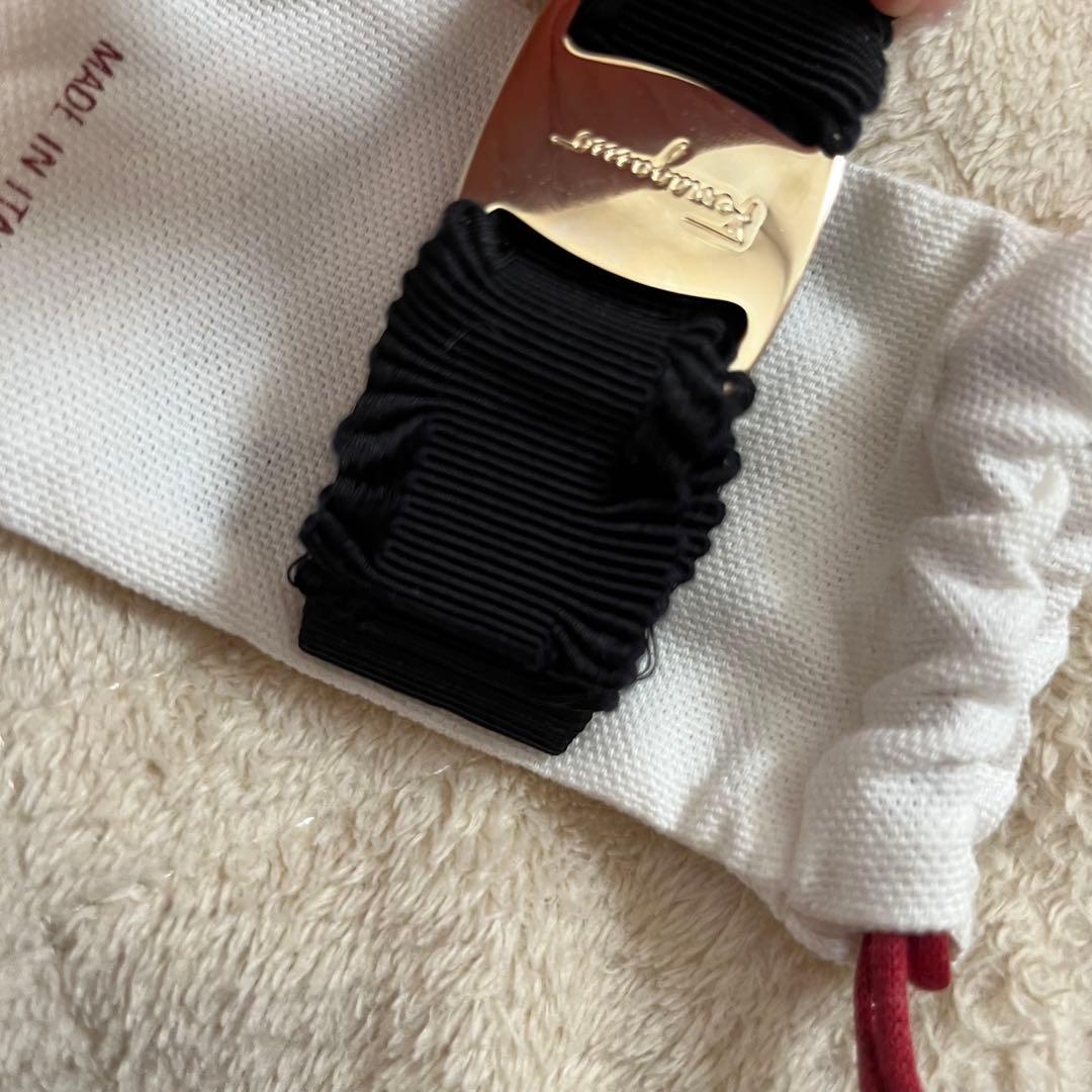 ✧Salvatore Ferragamoフェラガモ　バレッタ　黒✧