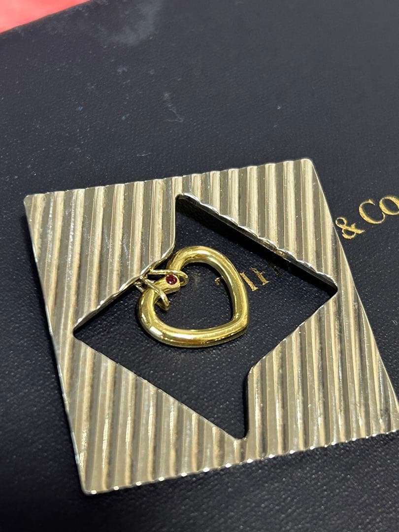 美品Tiffanyヴィンテージ　シルバーブローチレア　K18刻印あり