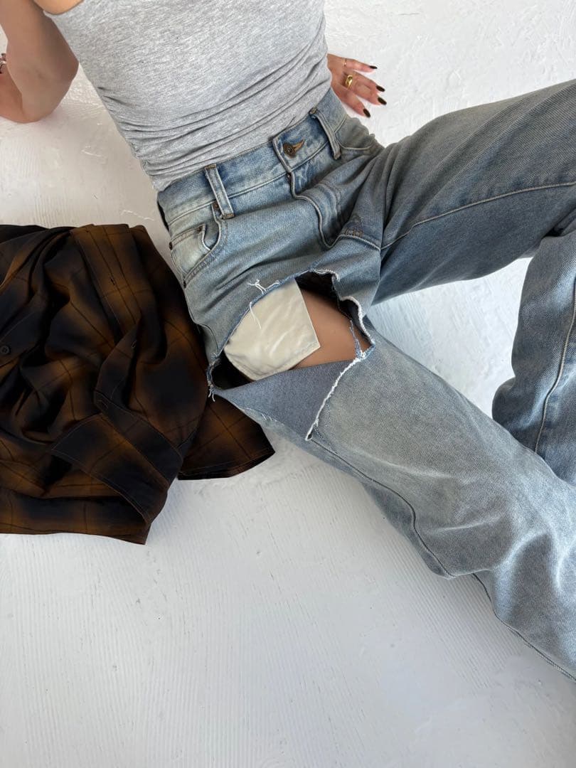 パンツ efu CUT OUT STRAIGHT DENIM