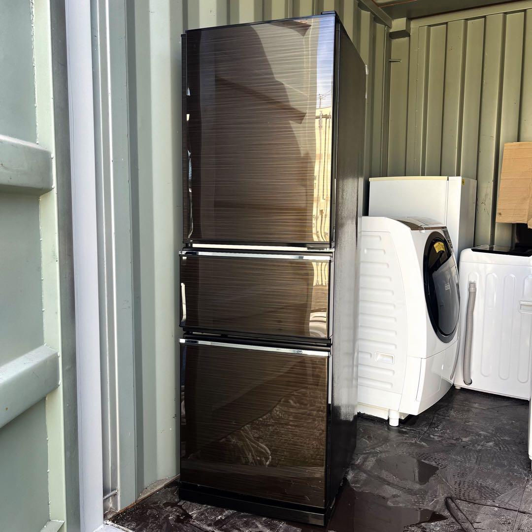 217 取付無料！三菱木目調自動製氷機付きおしゃれインテリア272L3ドア冷蔵庫