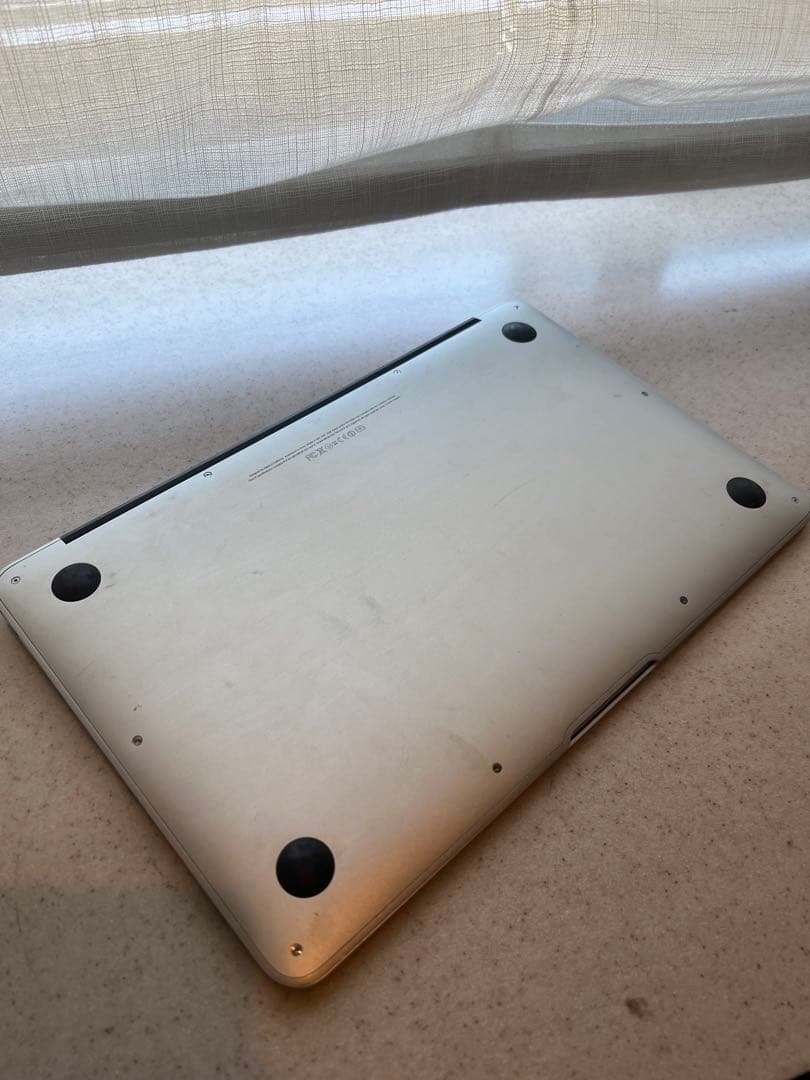 MACBOOK AIR 5.1 マックブックエアー　シルバー