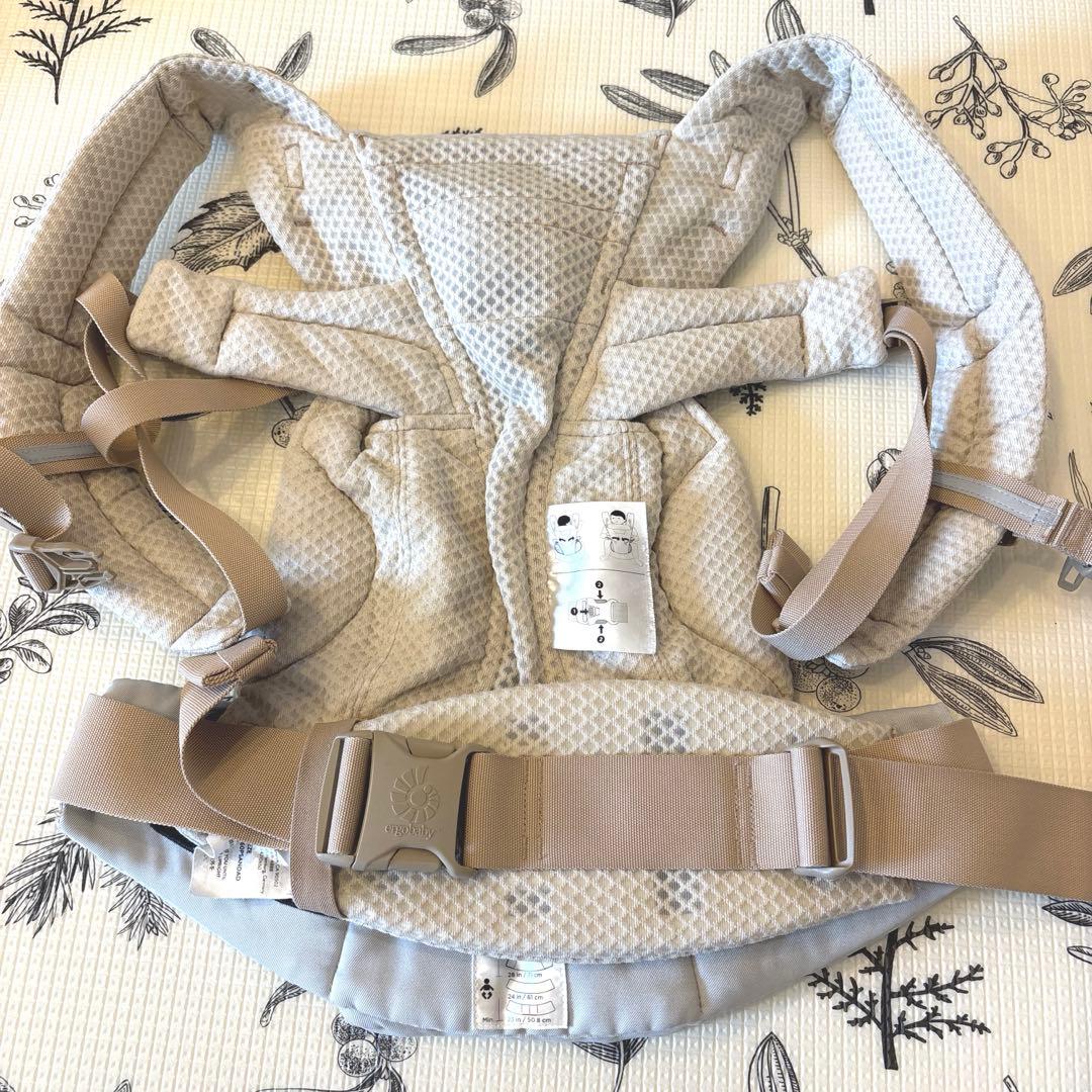 エルゴベビー　抱っこ紐　オムニブリーズ　ベージュ