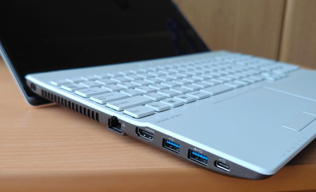 Fujitsu Lifebookノートパソコン