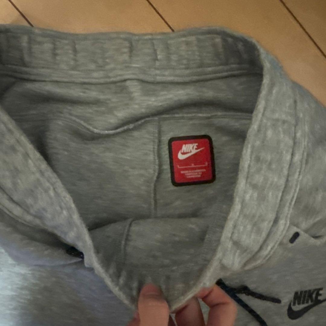 Nike テック　セットアップ　上XL 下L