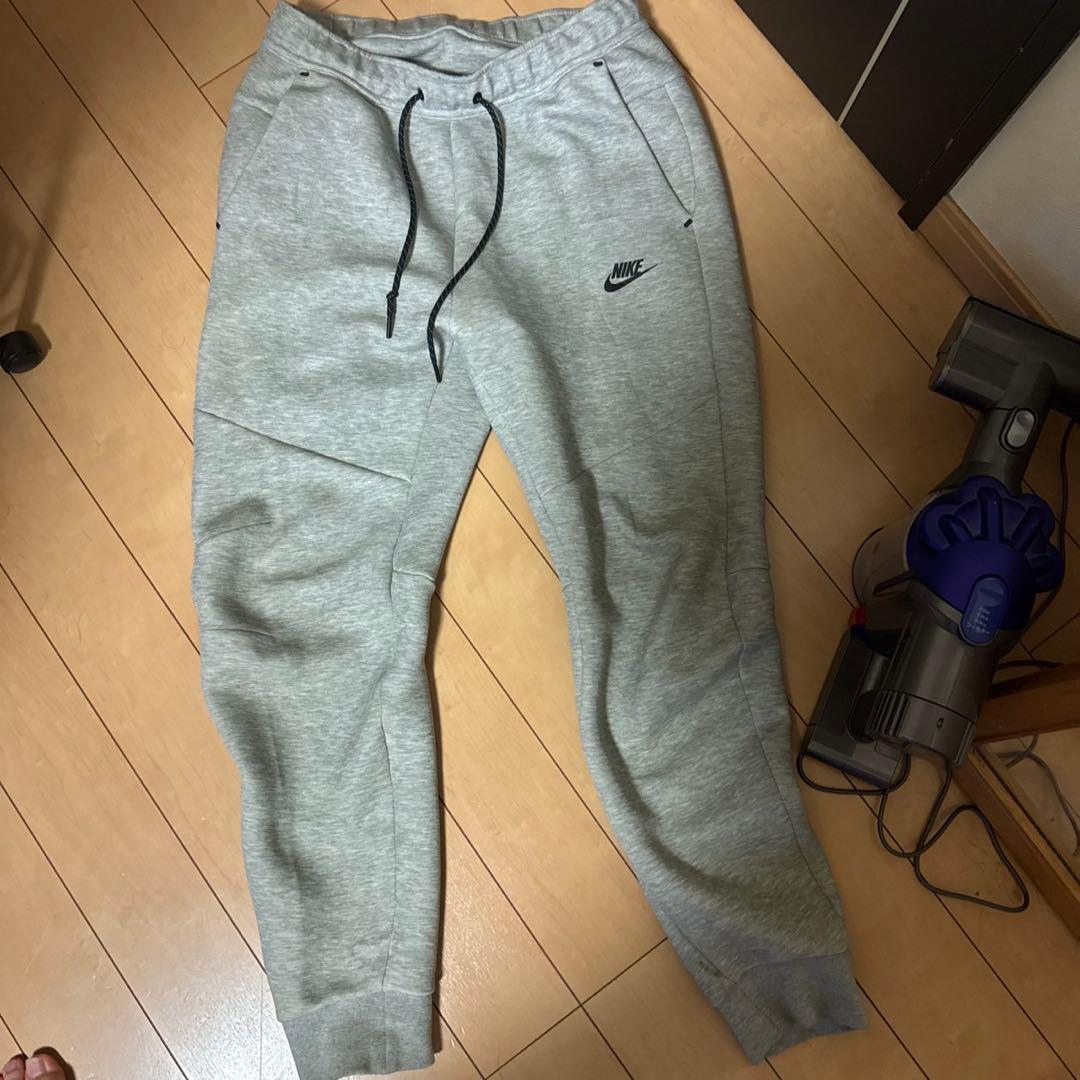 Nike テック　セットアップ　上XL 下L