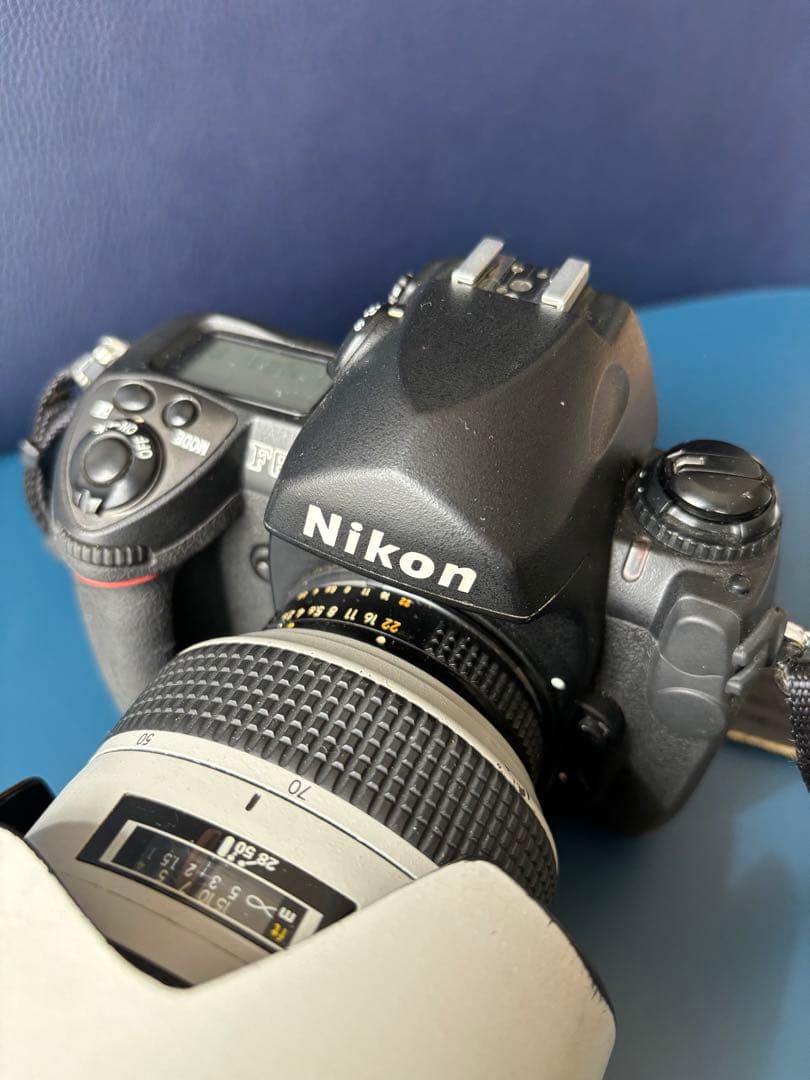 Nikon F6 一眼レフカメラ（フィルムカメラ） 望遠レンズ付き