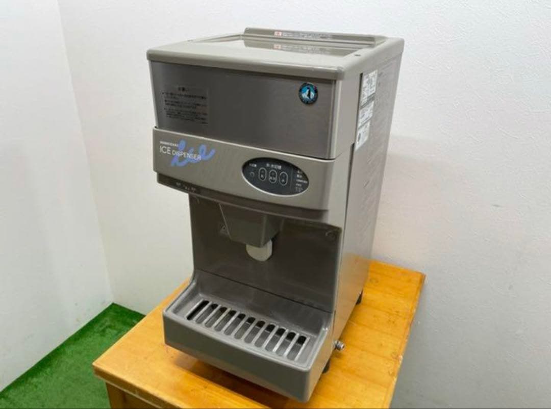 ホシザキ　チィップアイス/ウォーターディスペンサー　全自動製氷機　DCM-60G