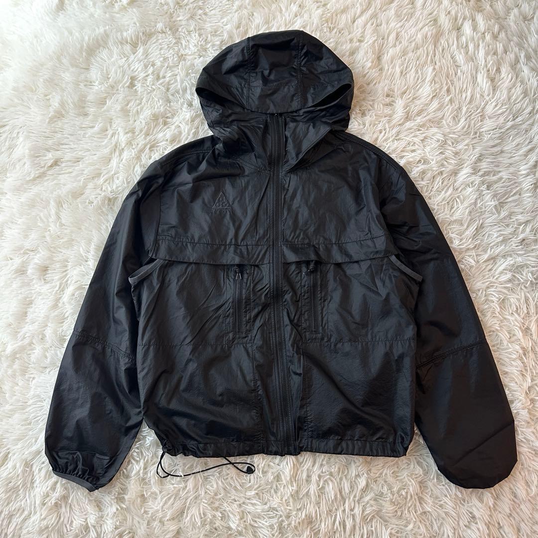 NIKE ACG ナイロンパーカー マウンテンパーカー ブラック M 刺繍ロゴ