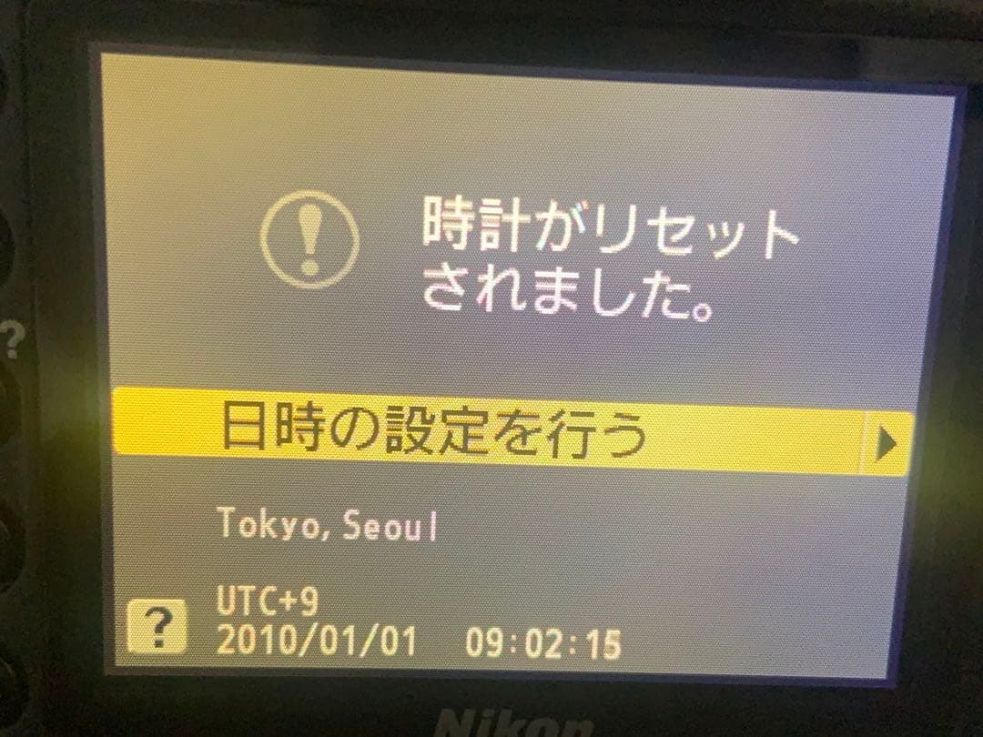 【ショット数6535枚】Nikon D3100　スマホ転送　液晶きばみあり