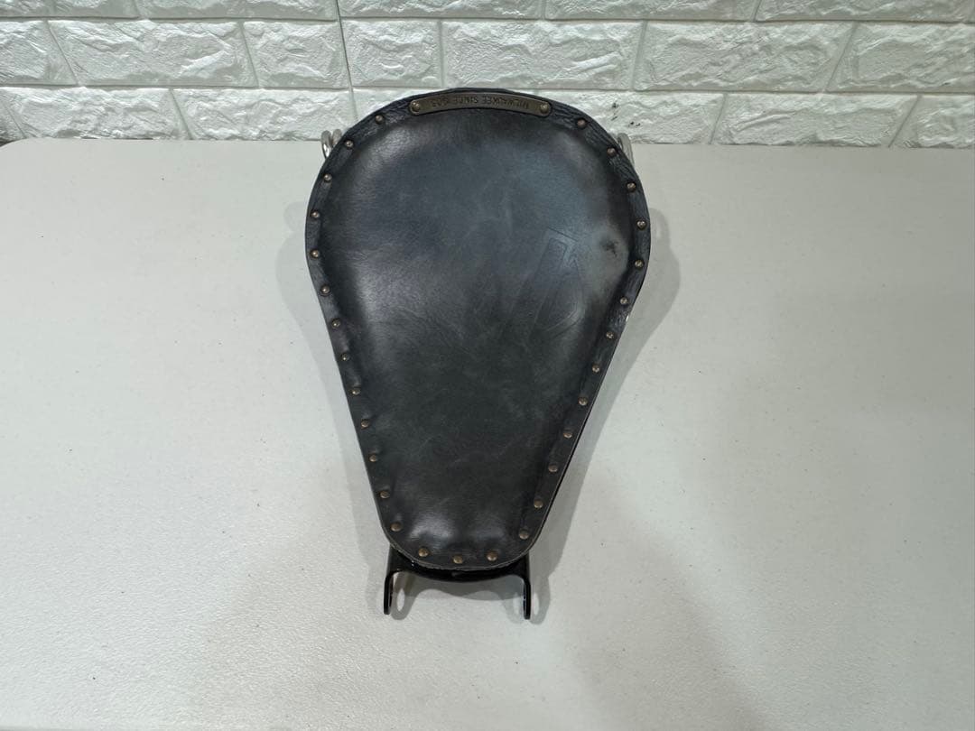 純正　OP スポーツスター　ハーレー　XL1200 ソロ　サドル　シート　883
